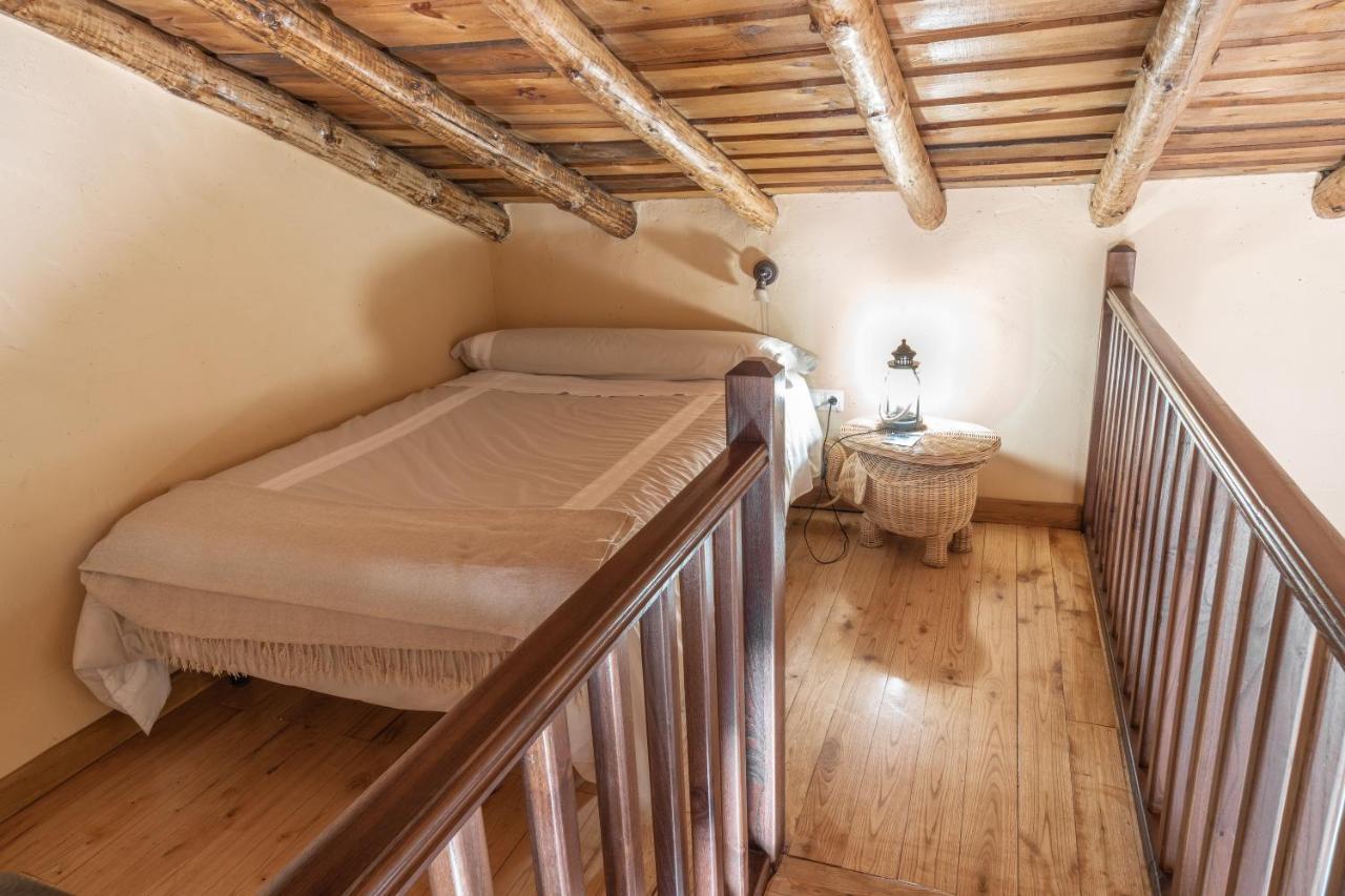 Eco-Lodge En La Reserva Privada Campanarios De Azaba - Proyecto De Conservacion Эспеха Экстерьер фото